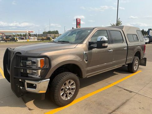 Used 2019 Ford F250 King Ranch w/ King Ranch Ultimate Package AWD/4WD image 2