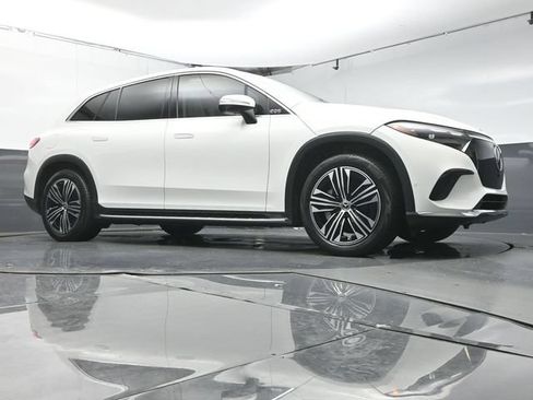 Certified 2023 Mercedes-Benz EQS 450+ SUV image 40