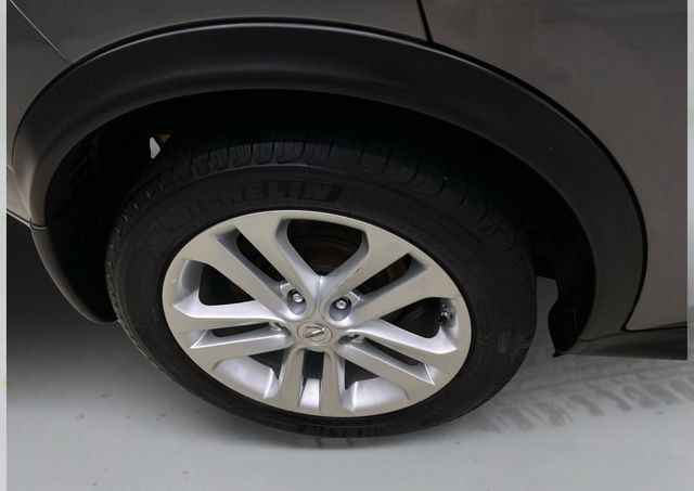 Used 2014 Nissan Juke SL AWD/4WD image 18
