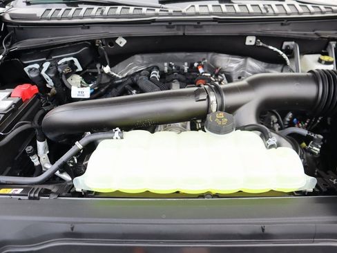 New 2025 Ford Expedition Platinum w/ Stealth Performance Package image 22