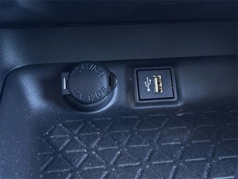 Used 2023 Toyota RAV4 XLE image 22