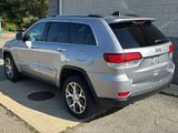 Used 2021 Jeep Grand Cherokee Limited image 3