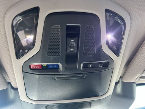 Used 2025 Subaru Outback Touring XT image 28