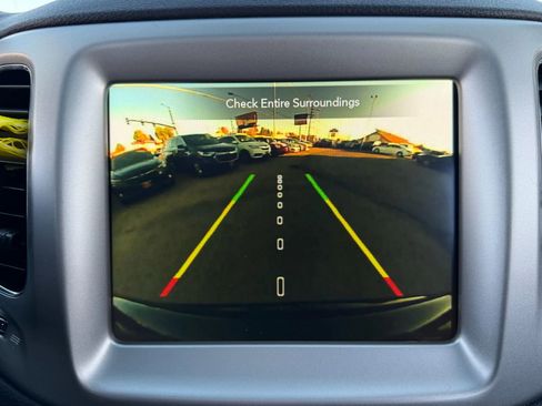 Used 2020 Jeep Compass High Altitude image 38