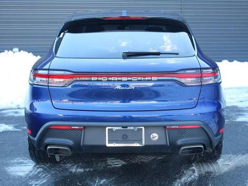 Used 2022 Porsche Macan image 7