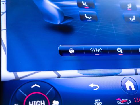 Used 2023 Mercedes-Benz EQS 450+ 4MATIC Sedan image 30