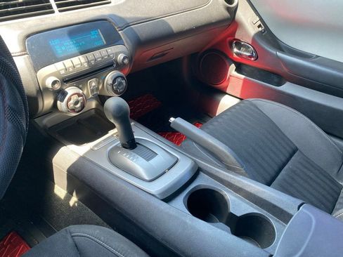 Used 2013 Chevrolet Camaro LS RWD image 23