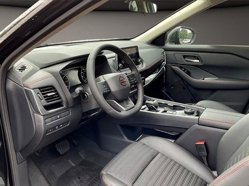 New 2026 Nissan Rogue Rock Creek image 7