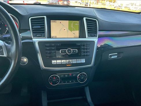 Used 2016 Mercedes-Benz GL 320 BlueTEC 4MATIC image 15