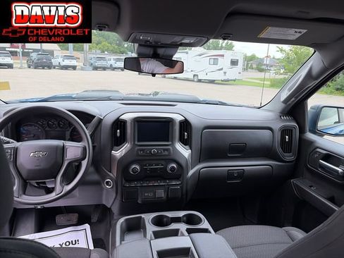 Used 2022 Chevrolet Silverado 1500 Custom Trail Boss w/ LPO, Dark Essentials Package AWD/4WD image 17