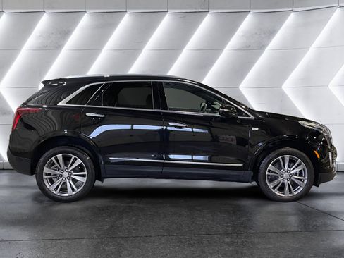 Certified 2025 Cadillac XT5 Premium Luxury image 7