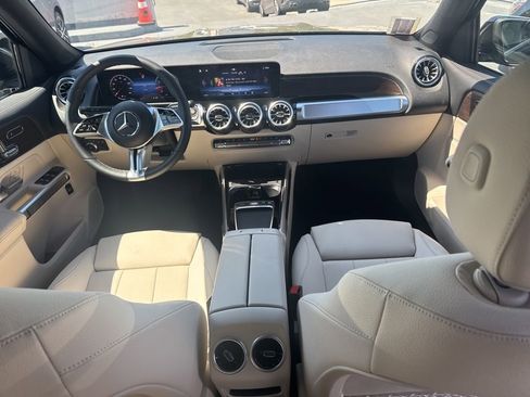 Used 2026 Mercedes-Benz GLB 250 image 7