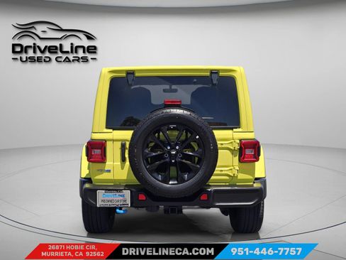 Used 2023 Jeep Wrangler Unlimited Sahara w/ Cold Weather Group AWD/4WD image 3
