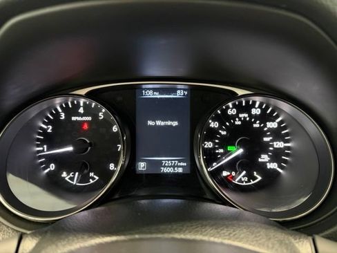 Used 2016 Nissan Rogue SV AWD/4WD image 15
