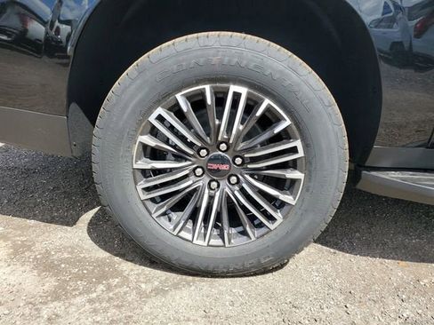 New 2026 GMC Yukon XL Elevation w/ Elevation Premium Package image 6