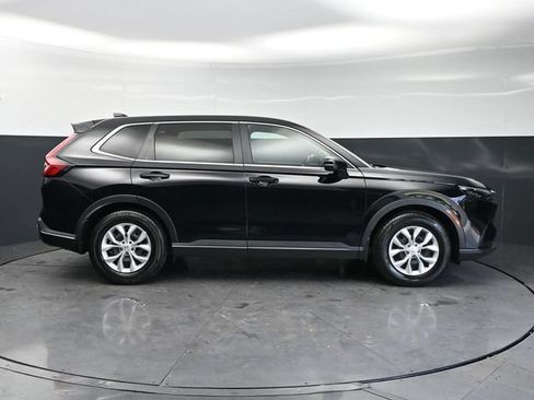 Used 2025 Honda CR-V LX image 4