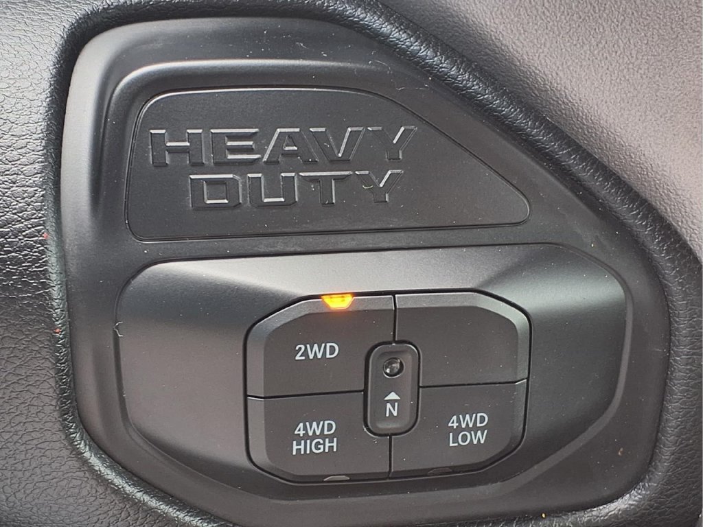 Used 2026 RAM 2500 Laramie AWD/4WD image 16