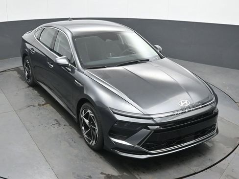 New 2026 Hyundai Sonata SEL FWD image 14