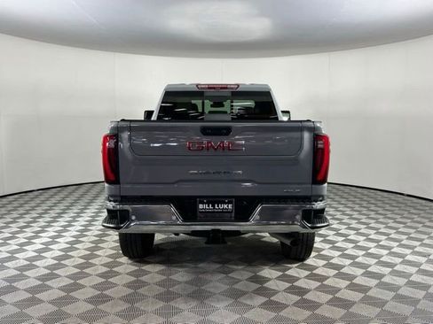 Used 2024 GMC Sierra 2500 SLT w/ SLT Premium Package image 8