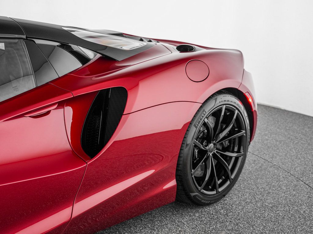 Used 2025 McLaren Artura Spider RWD image 43