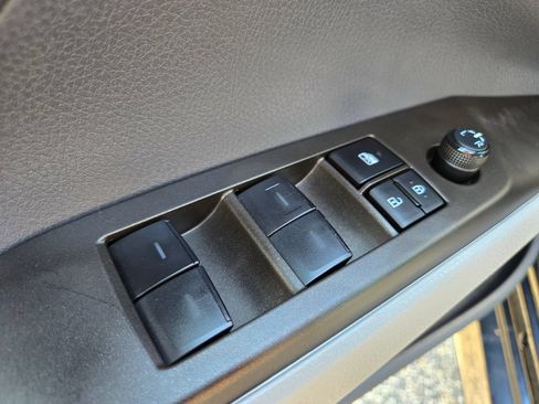 Used 2023 Toyota Camry LE FWD image 12