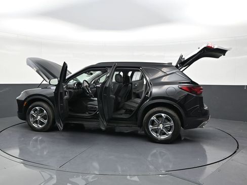 Used 2024 Chevrolet Blazer LT image 31