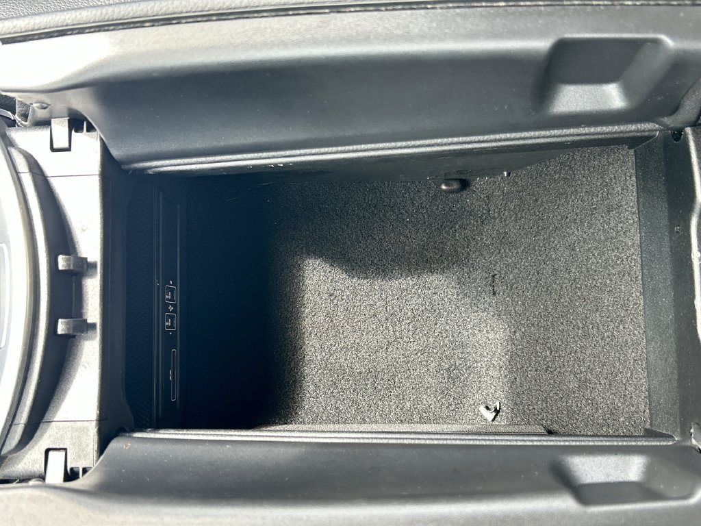 Used 2017 Mercedes-Benz C 300 Sedan image 21