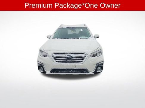 Used 2018 Subaru Outback 2.5i Premium image 2