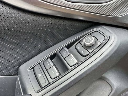 Certified 2023 Subaru Crosstrek 2.5i Limited image 30