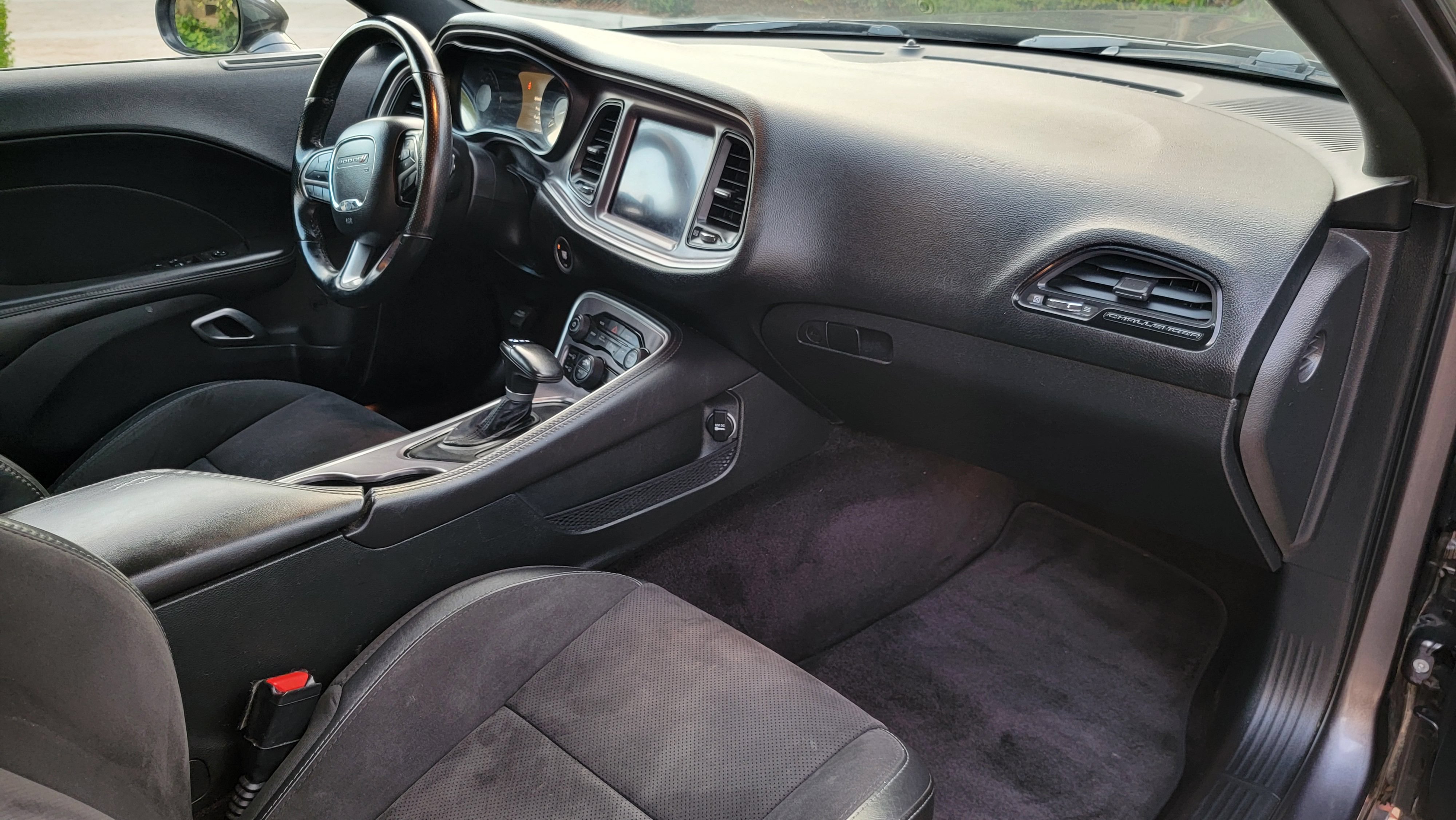 Used 2019 Dodge Challenger R/T w/ Plus Package RWD image 35