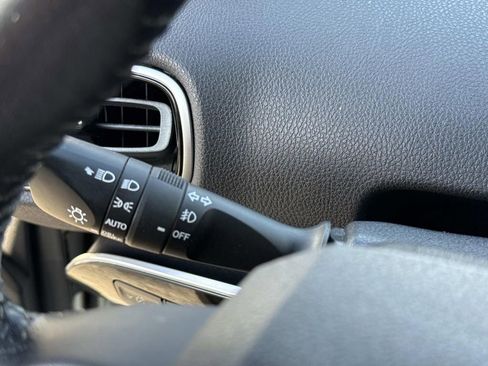 Used 2017 Toyota Prius Prime Advanced image 42