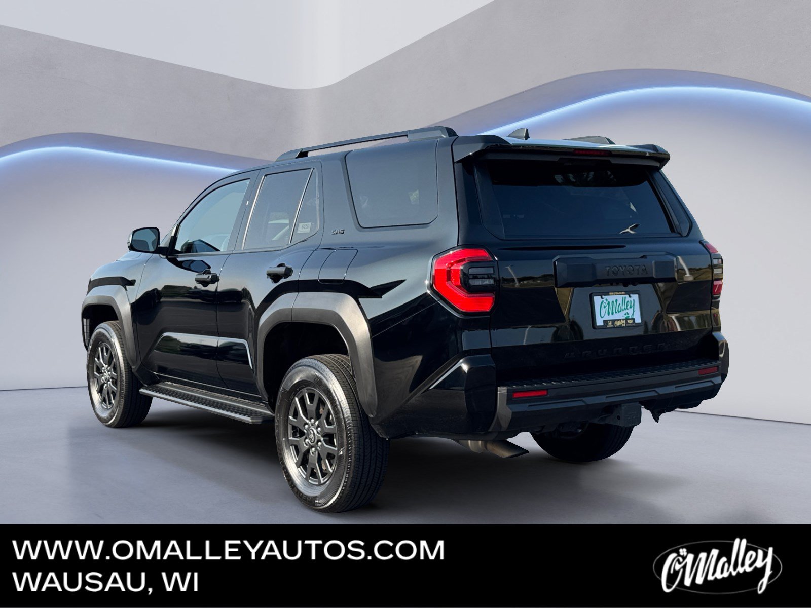 Used 2025 Toyota 4Runner SR5 AWD/4WD image 3