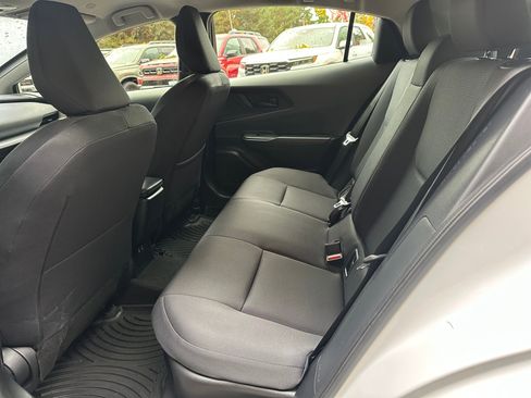 Used 2023 Toyota Prius LE image 15