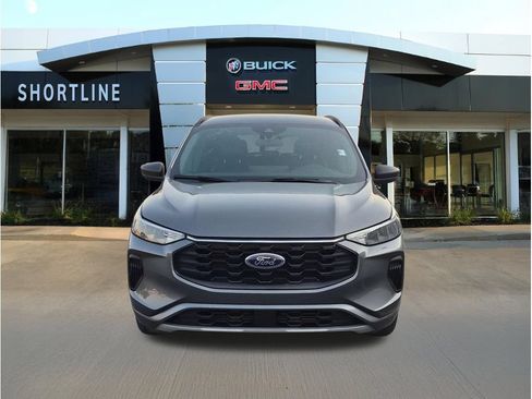 Used 2024 Ford Escape ST-Line w/ Tech Pack #1 FWD image 8