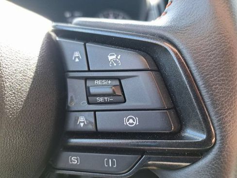 Used 2025 Subaru Crosstrek 2.5i Limited w/ Crosstrek Mirror Package AWD/4WD image 19