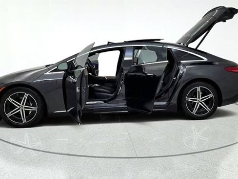 Used 2024 Mercedes-Benz EQS 450+ 4MATIC Sedan image 15