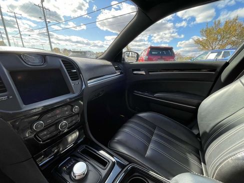 Used 2023 Chrysler 300 S image 30