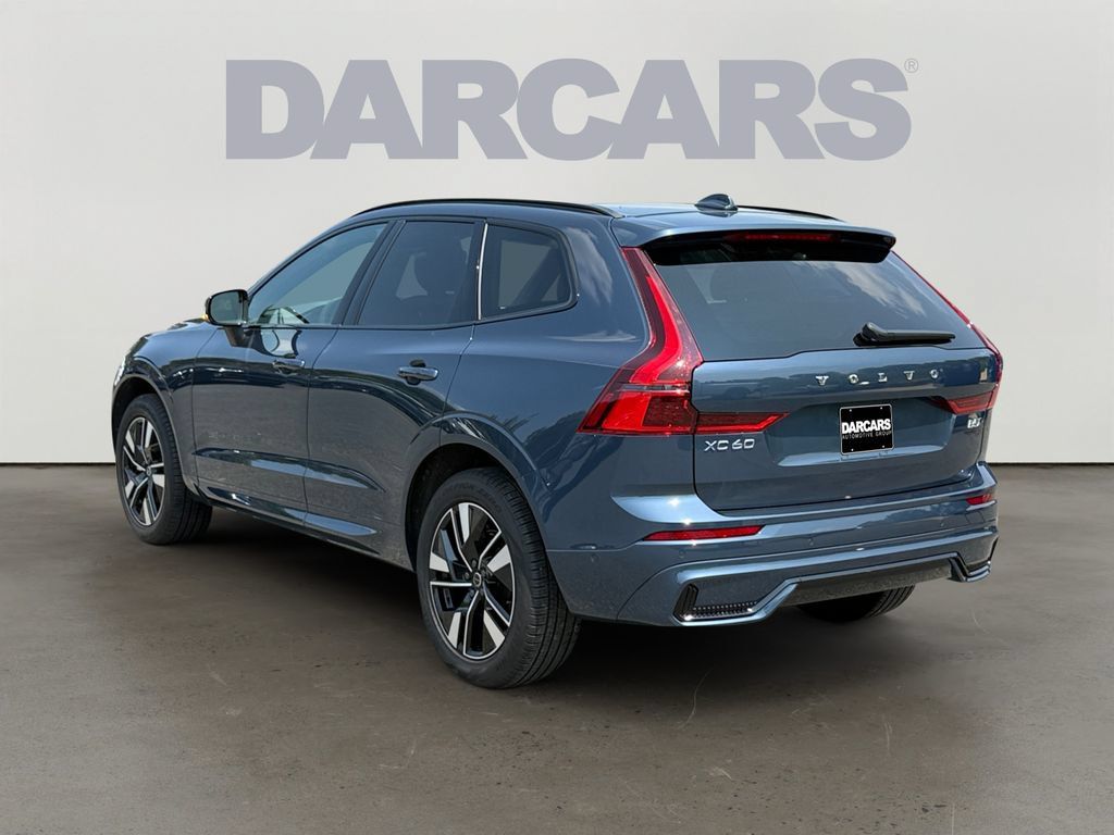 Certified 2026 Volvo XC60 B5 Plus w/ Climate Package AWD/4WD image 5