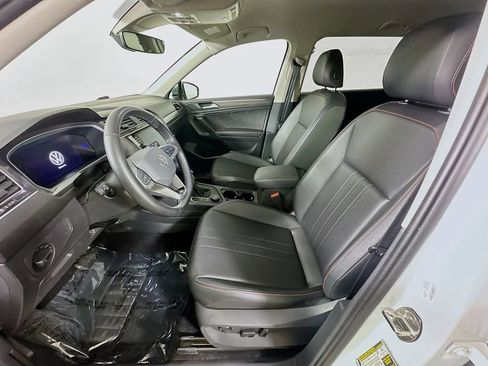Used 2024 Volkswagen Tiguan Wolfsburg Edition AWD/4WD image 15