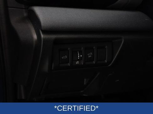 Used 2025 Subaru Outback Premium AWD/4WD image 8