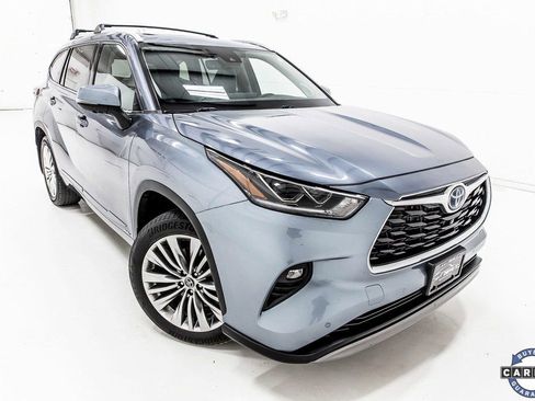 Used 2023 Toyota Highlander Platinum image 9