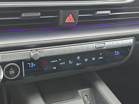 Certified 2025 Hyundai Ioniq 6 SEL image 24