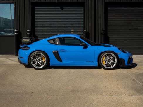 Certified 2023 Porsche 718 Cayman GT4 RS image 13