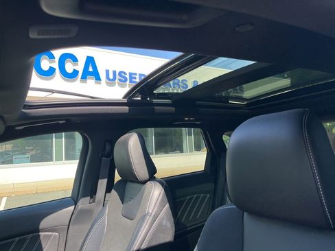 Used 2020 Ford Edge ST w/ Equipment Group 401A AWD/4WD image 9