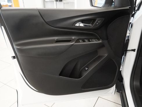 Used 2024 Chevrolet Equinox LT w/ LPO, Floor Liner Package AWD/4WD image 18