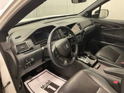 Used 2021 Honda Pilot Black Edition image 12