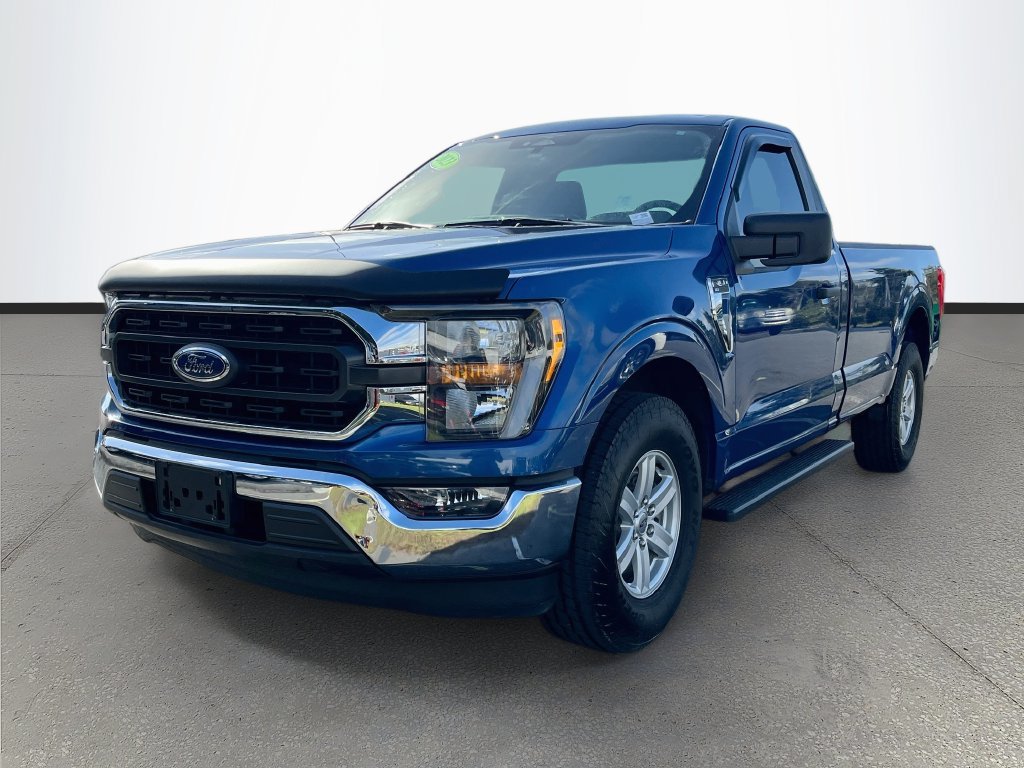 Used 2023 Ford F150 XL w/ Trailer Tow Package RWD image 3