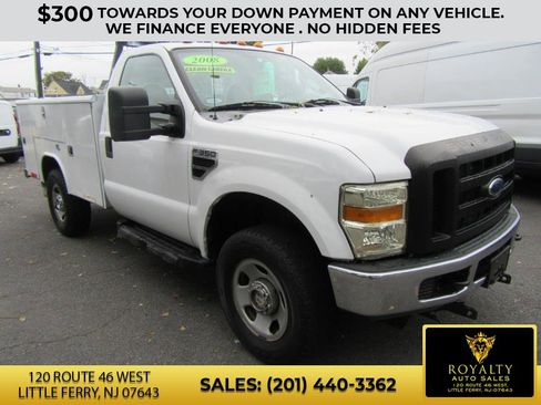 Used 2008 Ford F350 XLT image 2