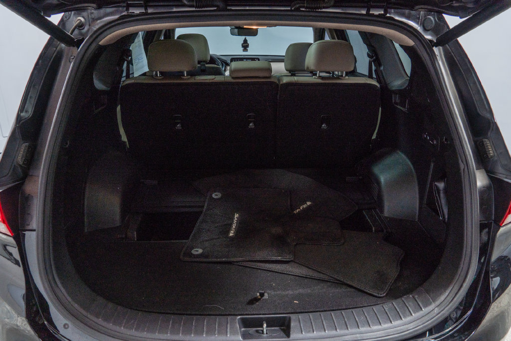 Used 2023 Hyundai Santa Fe Limited AWD/4WD image 30