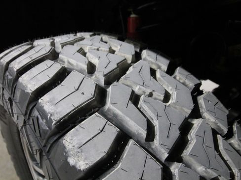 Used 2016 Ford F250 Platinum w/ FX4 Off-Road Package image 18